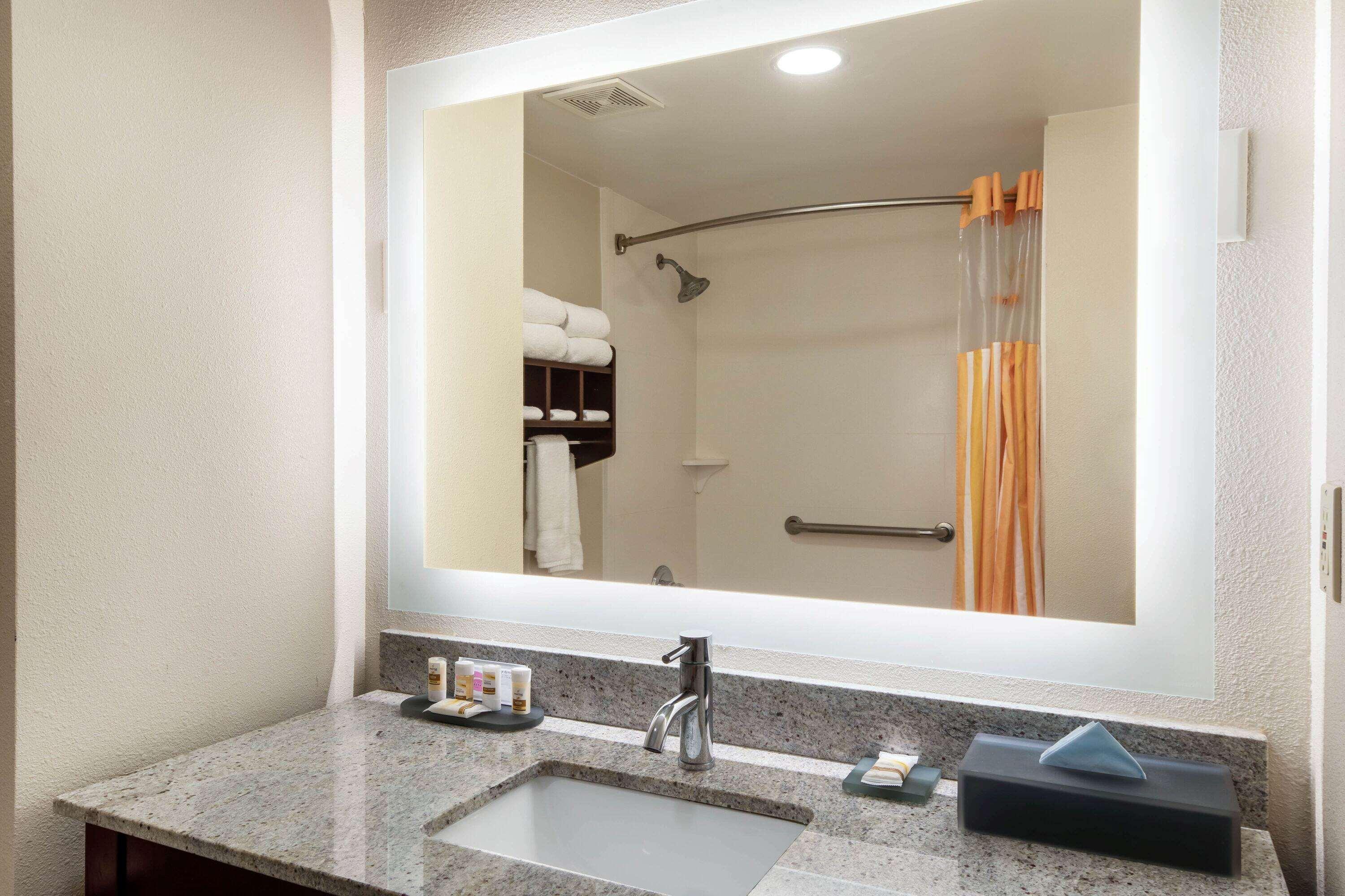 Hotel La Quinta By Wyndham Lagrange / I-85 Exteriér fotografie
